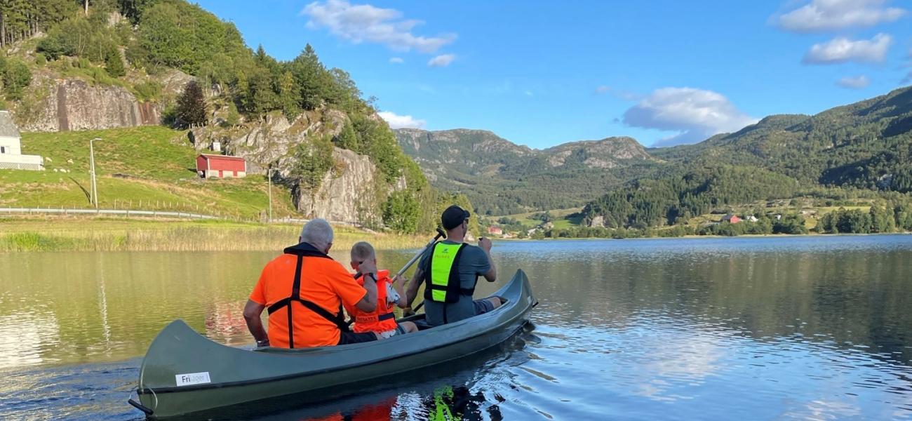 Kanotur Steinslandsvatnet avlangt