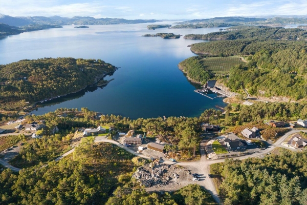 Tomter med sjøutsikt og gode solforhold i Hovda hyttefelt, Randøy